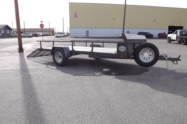 A trailer with a ramp attached to it.